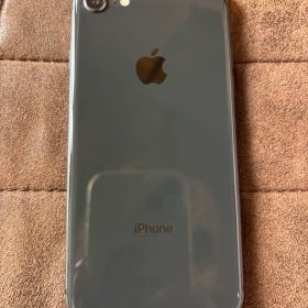 Apple iPhone 8 スペースグレー