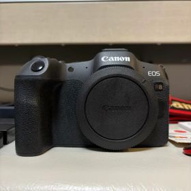 Canon EOS R8 ボディ フルサイズミラーレス
