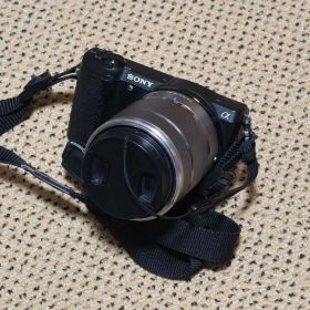 アメリカ版 SONY α5000 & ズームレンズ