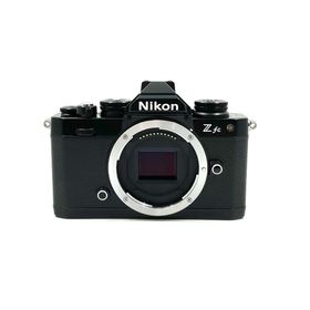 ニコン(Nikon)の【全額返金保証】【最速発送】Nikon デジタル一眼 Z fc ボディ [ブラック] 美品 動作確認済(ミラーレス一眼)