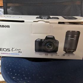 Canon EOS Kiss X9 デジタル一眼レフ ダブルレンズ【お値下げ中】