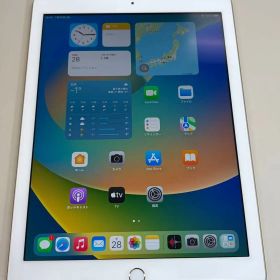 電池64％ iPad (第5世代) 32GB ゴールド WiFiモデル【動作確認・初期化済み】