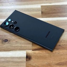 【美品】Galaxy S23 Ultra 256GB SIMフリー版