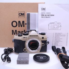【796回 ほぼ新品】OLYMPUS OM-5 Mark II ボディ サンドベージュ
