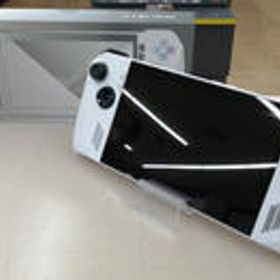 ポータブルゲーミングPC RC71L-Z1E512 ASUS