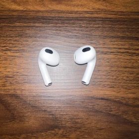 Apple AirPods 第3世代 左右セット ワイヤレスイヤホン 純正