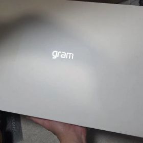 LG gram 17インチ 17Z90N-VA52J ダークシルバー 日本語配列