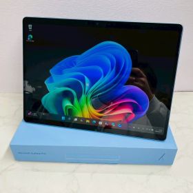 WW677 Microsoft Surface Pro 11 ZHY-00040