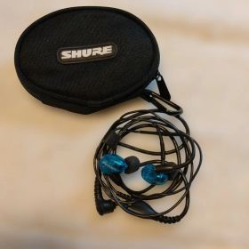 SHURE SE215 イヤホン