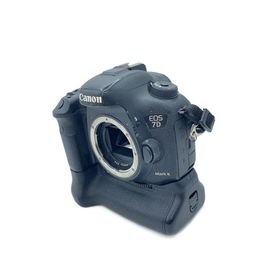CANON◆デジタル一眼カメラ EOS 7D Mark II ボディ