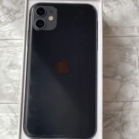 Apple iPhone 11 ブラック 本体 ケース付き