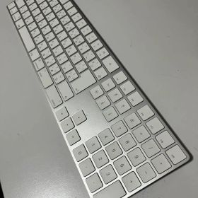 Apple キーボード A1843