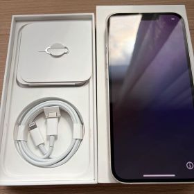 Apple iPhone13 スターライト 本体 128GB