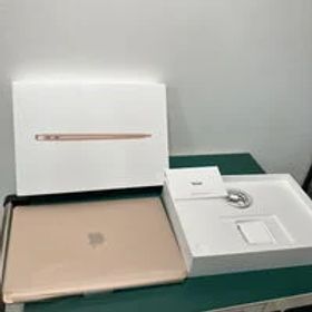 中古 Apple MacBook Air 2018 （13.3インチ/Core i5 1.6GHz/8GB/256GB/ゴールド） MREF2J/A 139728【在庫処分!】 状態： C:並品