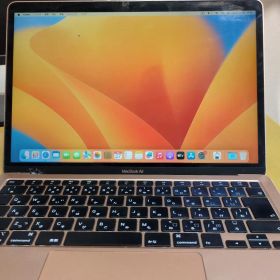 MacBook Air 2020 13インチ i3 256GB