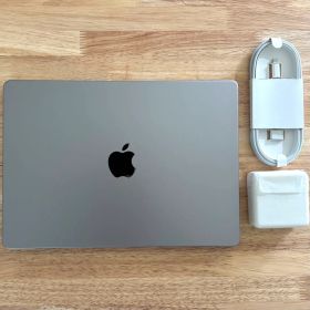 MacBook Pro 14 2021年/ 512GB / 16GB [極美品]