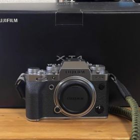 FUJIFILM X-T4 本体