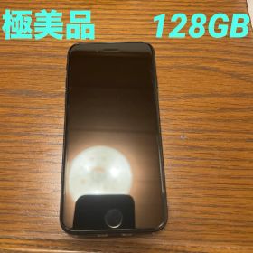 iPhoneSE第3世代ミッドナイト本体