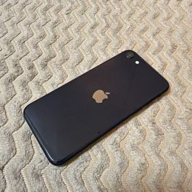 Apple iPhone SE (第3世代) 64GB ミッドナイト⑥