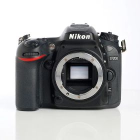 【中古】(ニコン) Nikon D7200 ボデイ