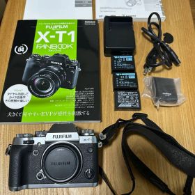 【最終値下】FUJIFILM X-T1 グラファイトシルバー ファンブック 付き