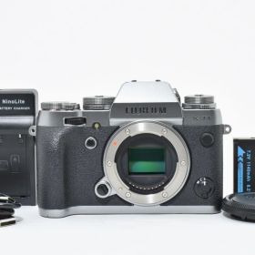 良品 FUJIFILM X-T1 グラファイトシルバーエディション 充電器付き ARYM5706#514