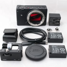 ☆新品級☆ SIGMA シグマ fp L ミラーレス一眼 デジタルカメラ #4849