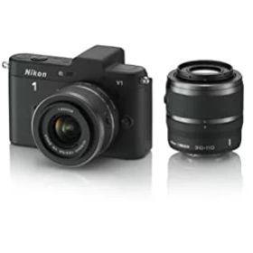 【中古】(非常に良い)Nikon ミラーレス一眼カメラ Nikon 1 (ニコンワン) V1 (ブイワン) ダブルズームキット ブラック N1 V1WZ BK