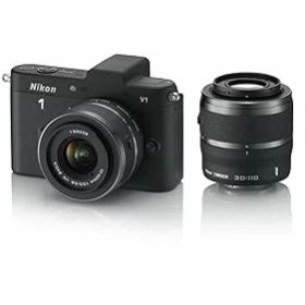 【中古】(良い)Nikon ミラーレス一眼カメラ Nikon 1 (ニコンワン) V1 (ブイワン) ダブルズームキット ブラック N1 V1WZ BK
