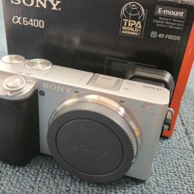 SONY α6400 ミラーレスカメラ 箱付き
