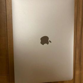 Apple MacBook Air シルバー2020