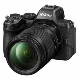 【新品】ニコン Z5II 24-200 レンズキット【選べる5年間延長保証対象(別料金)】