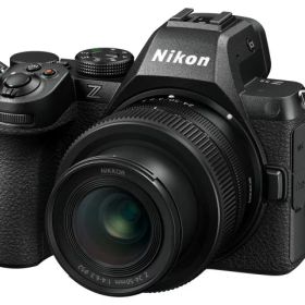【ポイント10倍】 ニコン デジタル一眼カメラ Z5II 24-50 レンズキット 【P10倍】