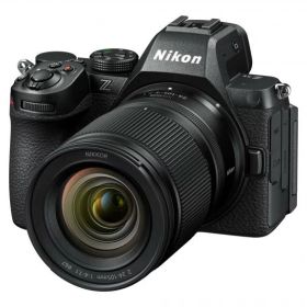 【10年間保証付き】[ニコン] Z5II 24-105 レンズキット（Nikon Creators 応援 サマーキャンペーン2026対象商品 2026年6月19日〜7月27日まで）