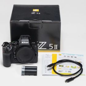 シャッター回数2082回Nikon Z 5 II ミラーレス一眼カメラ 本体
