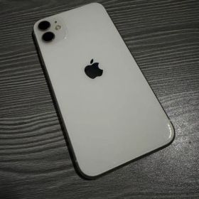 Apple iPhone 11 64GB ホワイト美品