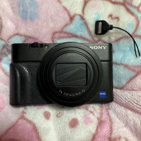 SONY Cyber-shot DSC-RX100M6