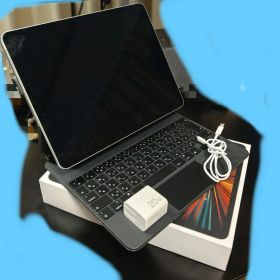 iPad Pro (12.9インチ) 第5世代 128GB シルバー