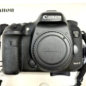 【バッテリー付き】Canon EOS 7D Mark II