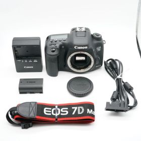 新品級 キヤノン CANON EOS 7D Mark II ボディ Mark 2 シャッター回数10080回！あると嬉しい純正ストラップ付！