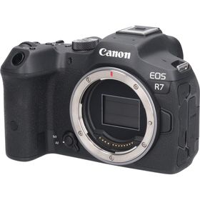 キヤノン(Canon)のＥＯＳ Ｒ７(デジタル一眼)