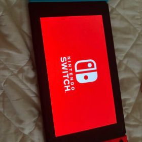 Nintendo Switch 本体 青/赤