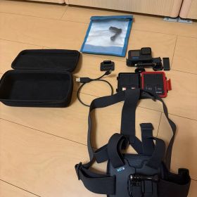 GoPro HERO10 美品 車の車載動画で何度か使ったのみです❗️おまけ多数