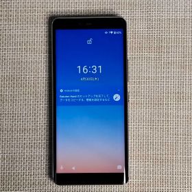 ⑩Rakuten Hand P710 楽天スマホAndroid eSIM 白