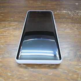 美品！スマートフォン Rakuten Hand 5G ホワイト P710 128GB ネットワーク利用制限〇 エキスパート藤沢辻堂店