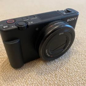 SONY zv-1 レンズ ミラーレス一眼カメラ 三脚付き