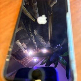 iPhone SE 第2世代 64GB 本体