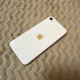 Apple iPhone SE 第3世代64GB スタートライト⑦