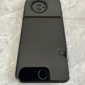 Apple iPhone SE (第3世代) 64GB ブラック