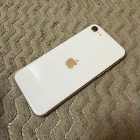 Apple iPhone SE 第3世代 64GB スタートライト⑤